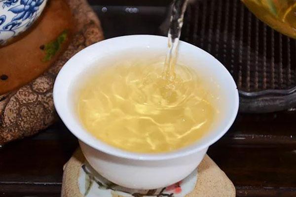 普洱茶新生茶的優劣辨別方法丨經驗