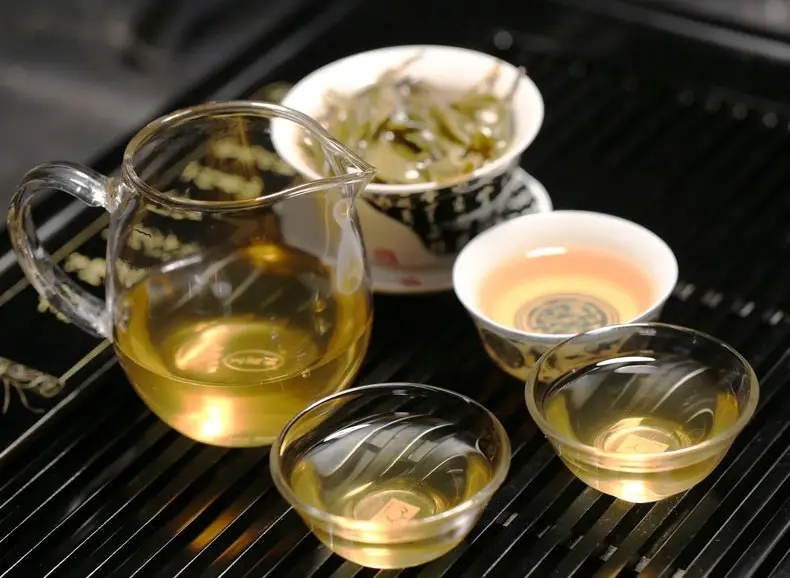 泡茶用什么水？礦泉水，純凈水還是自來水？老中醫的做法值得參考